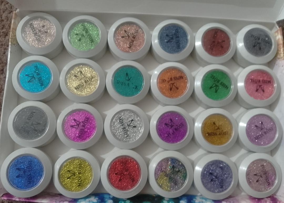 12-Piece Glitter Eyeshadow Set for Pakistani Brides & Partygoers