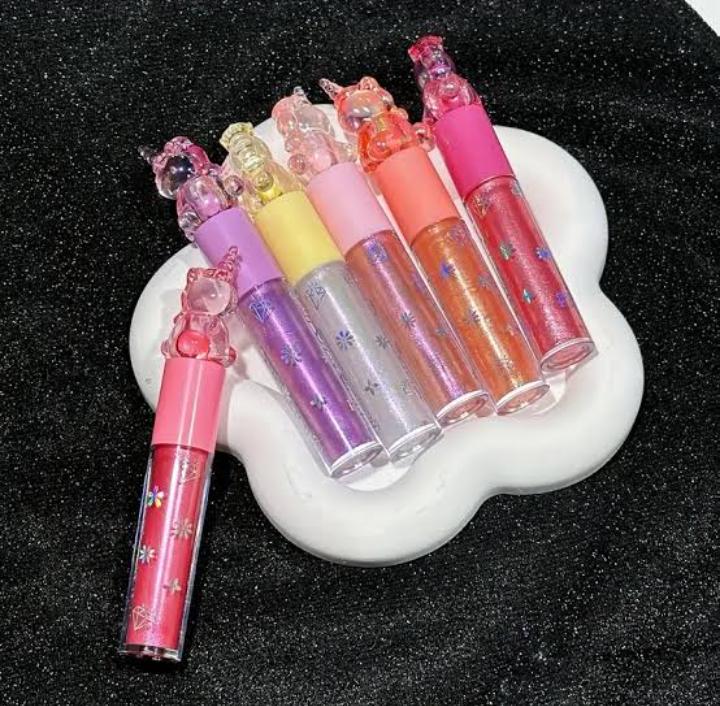 Lip Oil Teddy Bear Style Glossy Pink